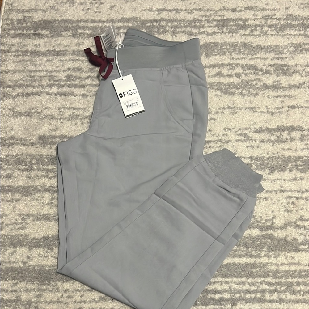 Figs NWT Zamora joggers